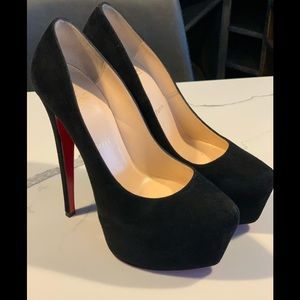 Christian Loubotin platform!